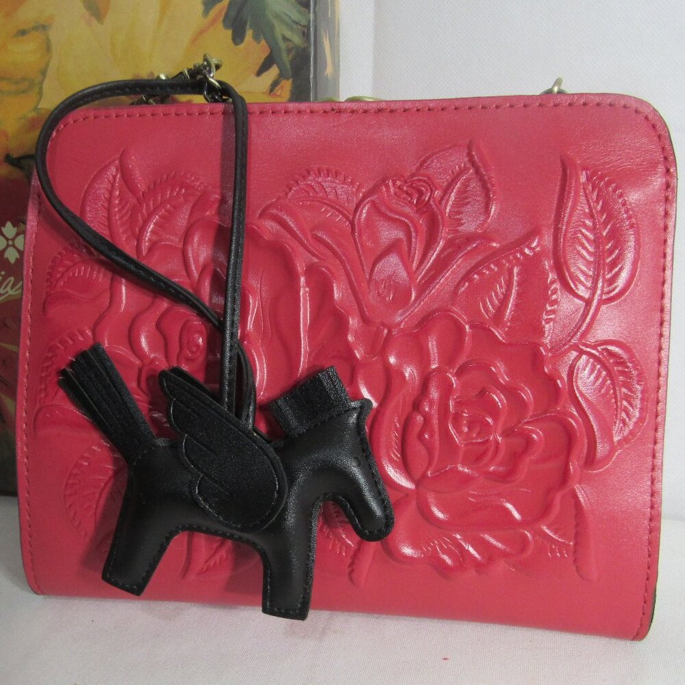 IN BOX PATRICIA NASH EVANGELINE BAG LEATHER, PASSION RED, PEGASUS HORSE CHARM - Picture 2 of 15